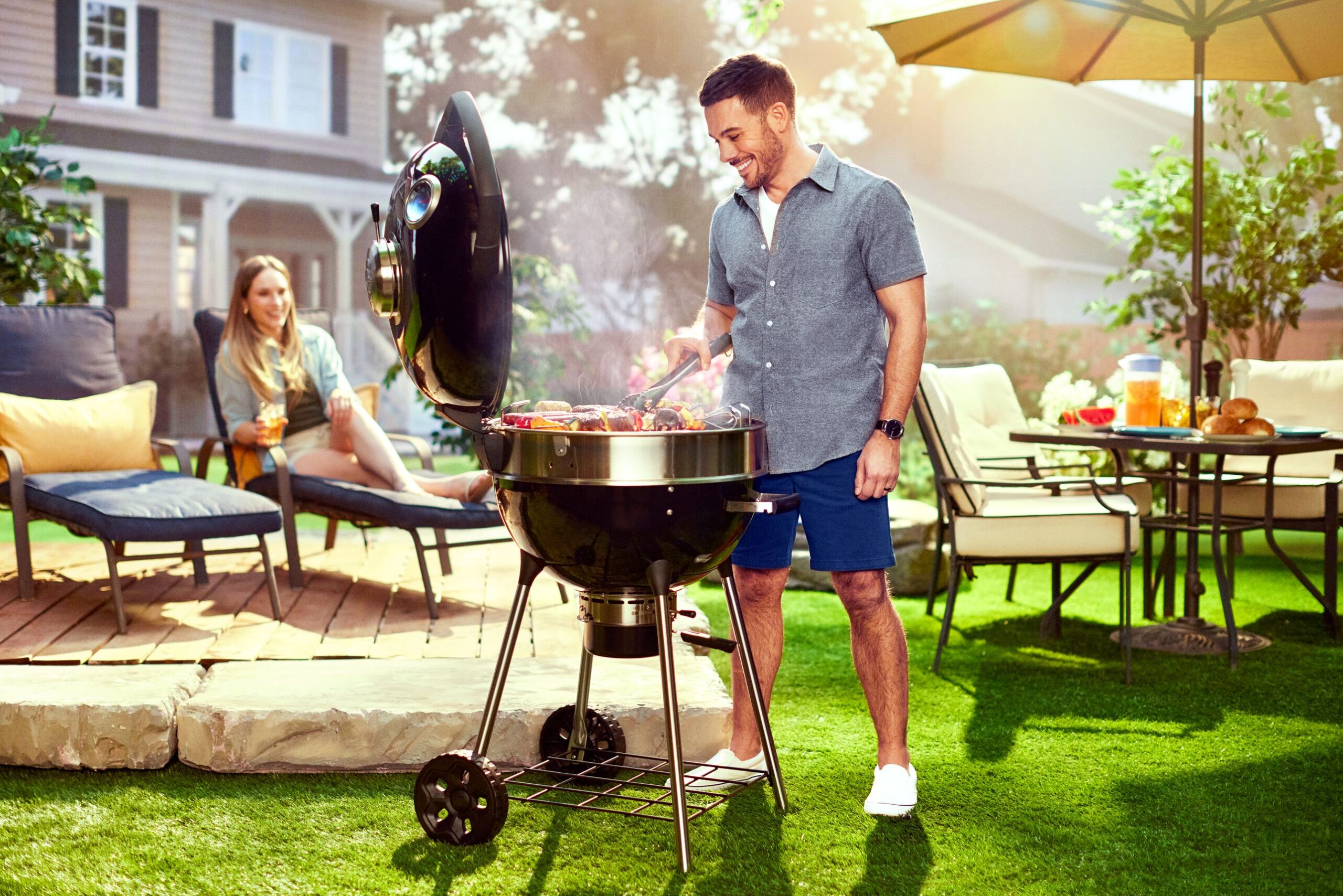 Parrilla a Carbón Napoleon PRO 22″ – Negra