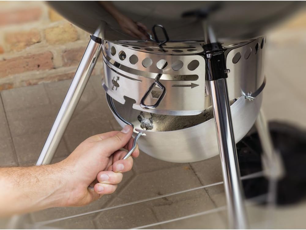 Parrilla Weber Original Kettle Premium 22″ – Negra